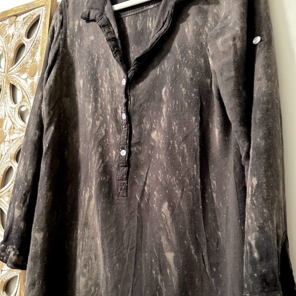 Cloth and Stone Olive Splattered Shirt Dress - Picture 11 of 13